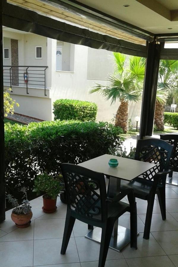 Pansion Argo Apartamento Nea Moudania Exterior foto